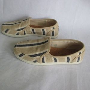 CROWN VINTAGE  men's casual canvas shoes - sz 10.5 - EUC!